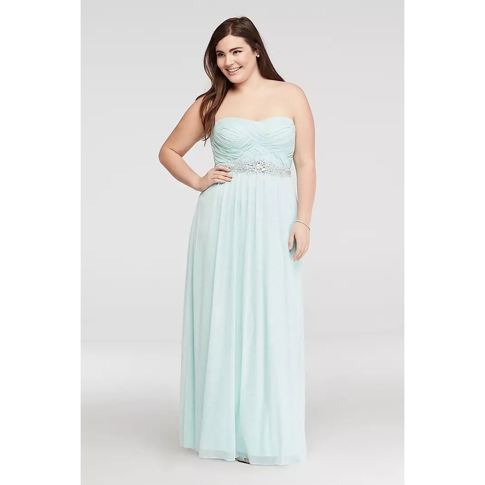 City Triangles Strapless Ruched Embellished Waistline Mint Green Formal size‎ 11